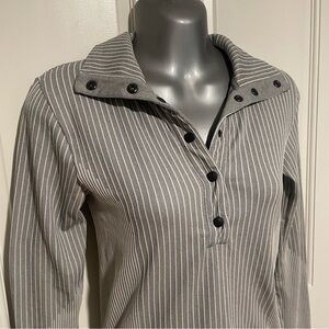 Athleta Flurry Seamless‎ Henley Top Gray Ribbed Striped Sz XXS Outdoors